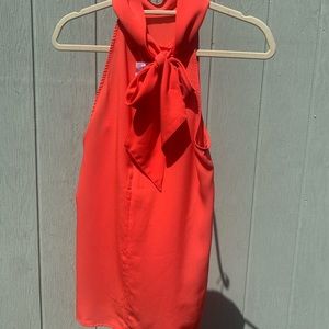 Red tank with tie back